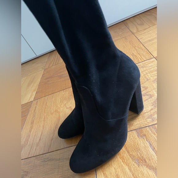 Steve Madden black knee high boots in stretchy suede - Picture 11 of 15